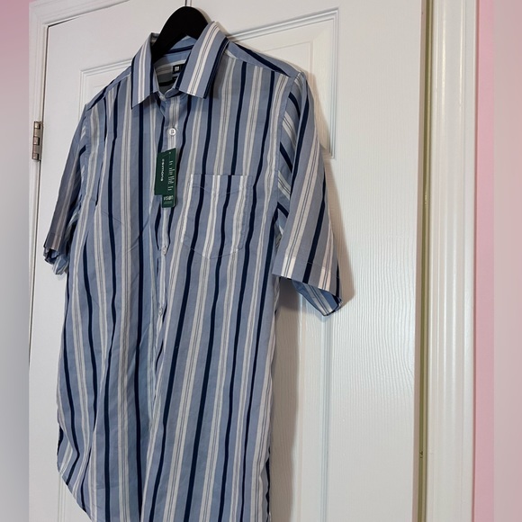 Simons short sleeve button down collared shirt - Picture 3 of 12